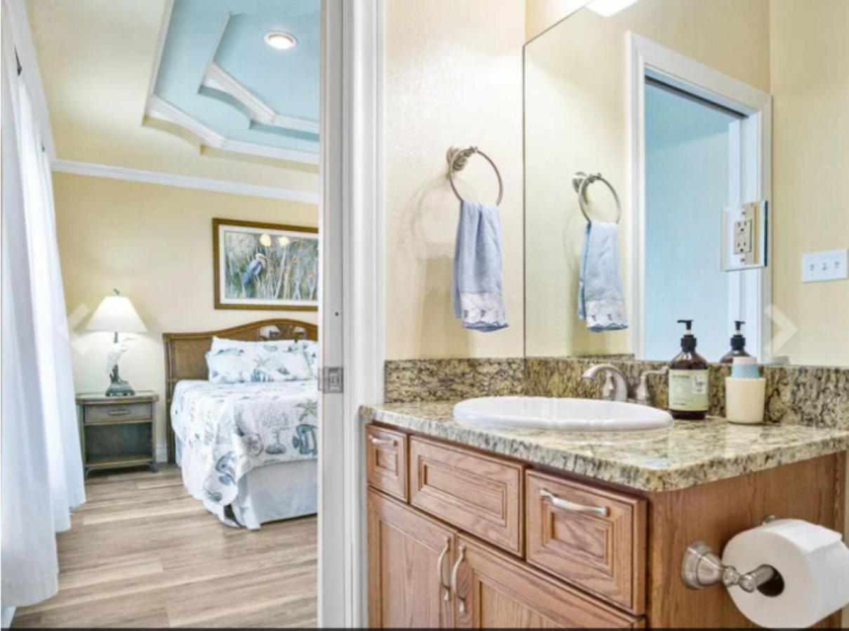 Fancy Nancy 2 Min Walk To Beach, Lyft, Pet-Friendly Bolivar Peninsula Exterior foto