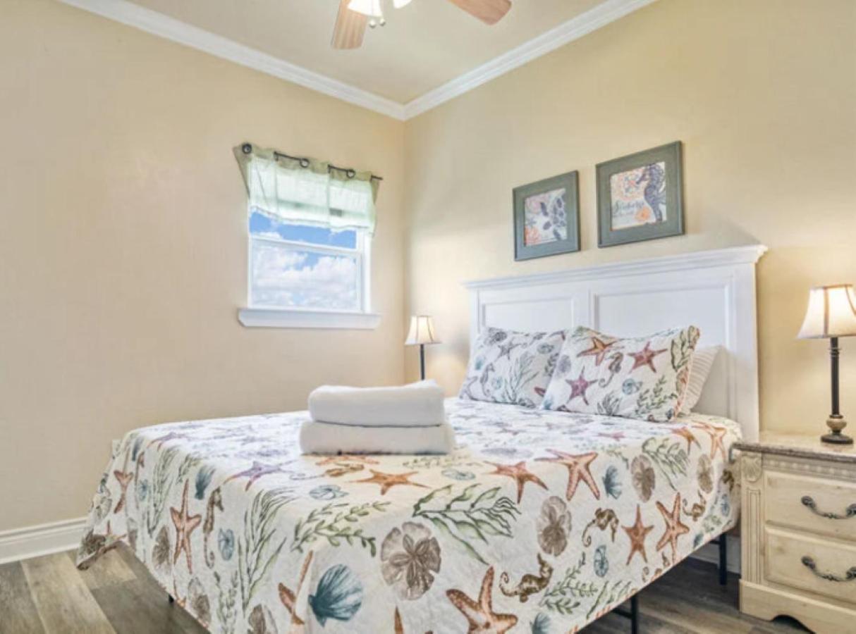 Fancy Nancy 2 Min Walk To Beach, Lyft, Pet-Friendly Bolivar Peninsula Exterior foto