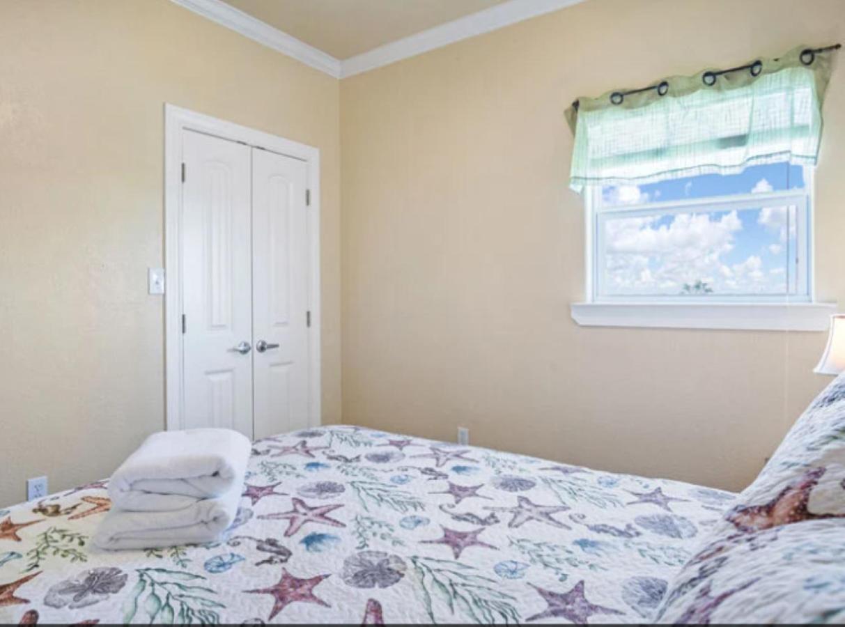 Fancy Nancy 2 Min Walk To Beach, Lyft, Pet-Friendly Bolivar Peninsula Exterior foto