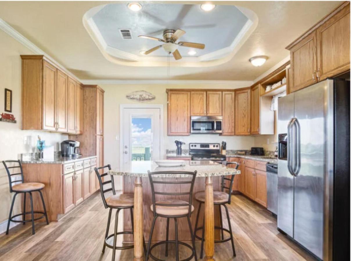 Fancy Nancy 2 Min Walk To Beach, Lyft, Pet-Friendly Bolivar Peninsula Exterior foto